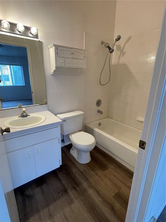 Building Photo - 6338 Bayside Key Dr