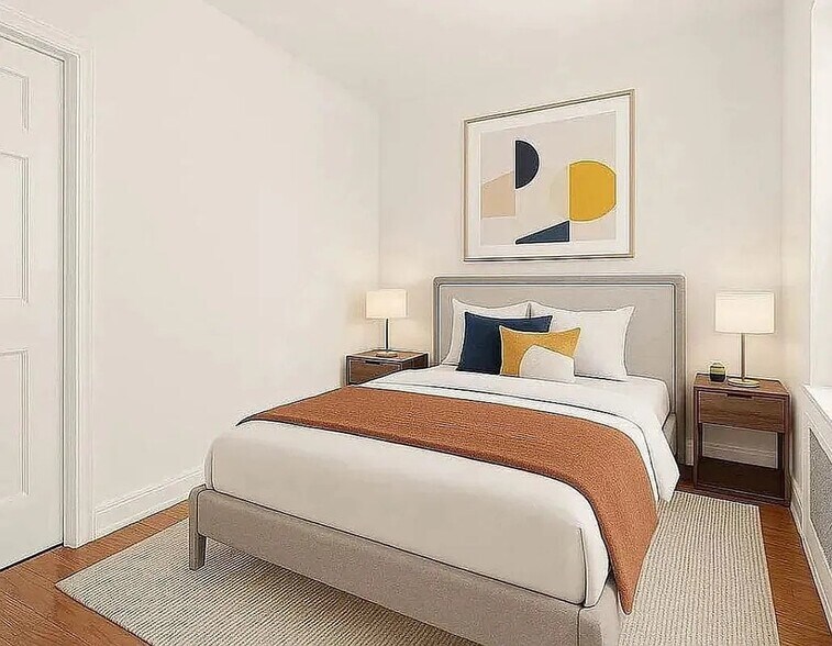 Building Photo - 5 W 103rd St