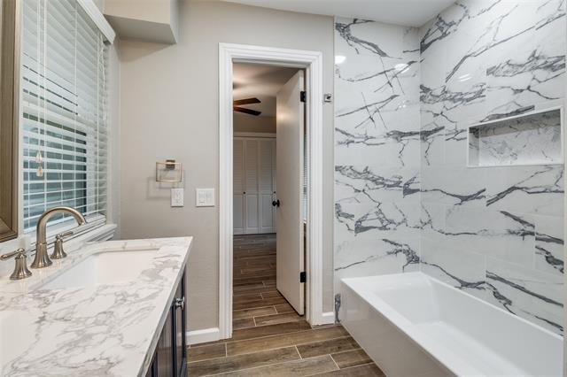 Building Photo - 7407 Wellcrest Dr