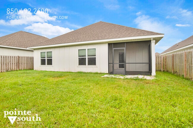 Building Photo - 390 Gemini St