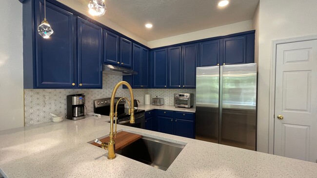 Open Concept Kitchen - 2034 Strathmill Dr