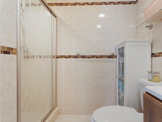 Building Photo - 732 Monaco P