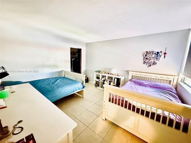 Building Photo - 10700 SW 108th Ave