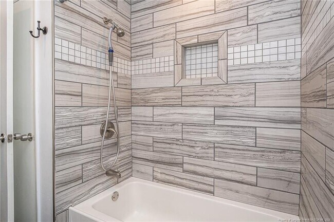 Building Photo - 401 Southwick Dr