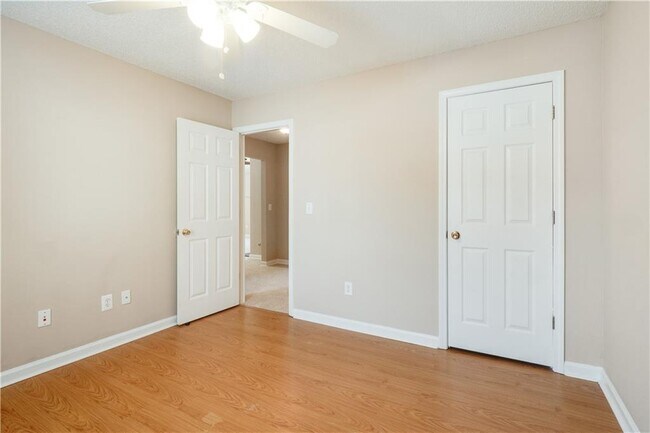Building Photo - 4209 Zephyrhills Dr