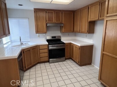Building Photo - 28181 Palm Villa Dr
