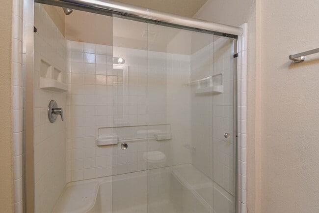 Building Photo - 29704 Sullivan Oaks Dr