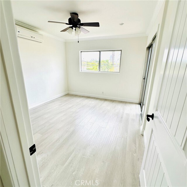 Building Photo - 423 Rexford Dr