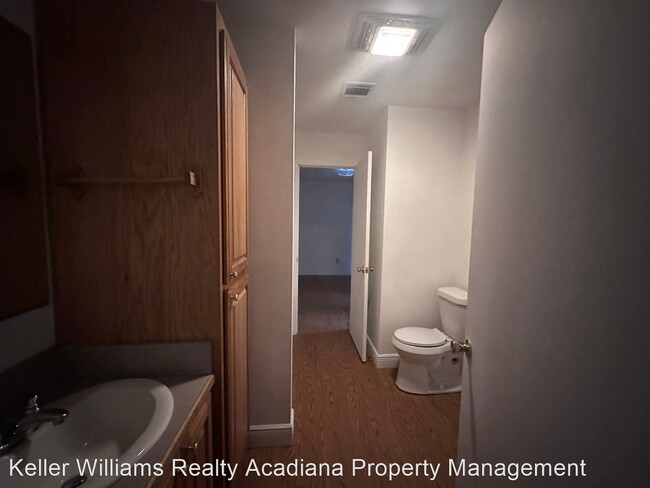 Building Photo - 2 br, 1 bath House - 348 Raymond Church Road