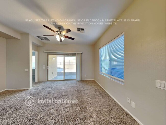 Building Photo - 10908 E Boston St