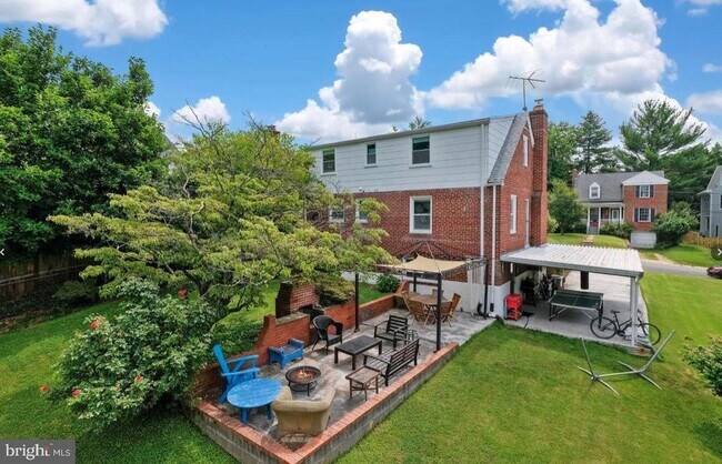 Building Photo - 9504 Milstead Dr