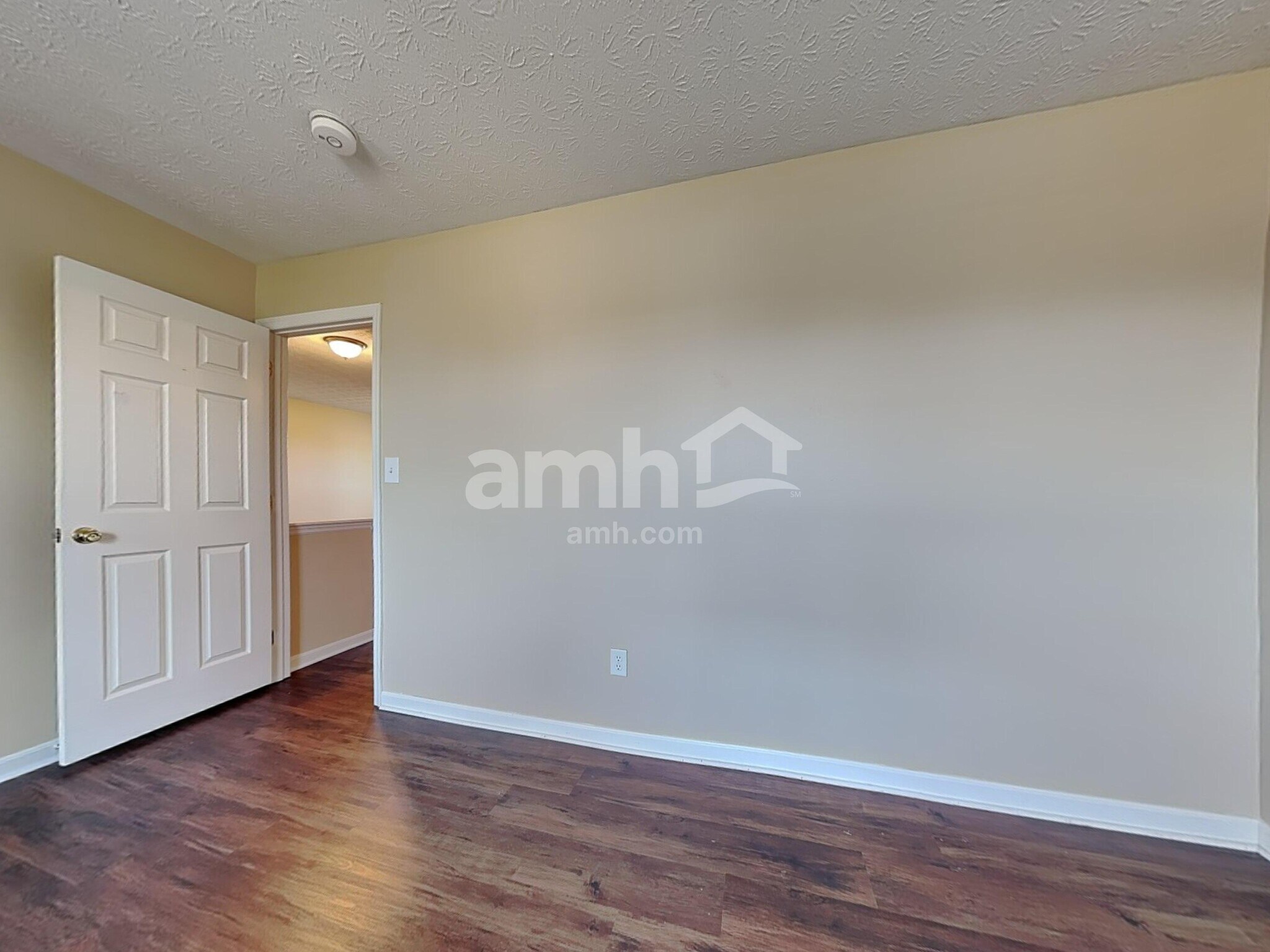 Building Photo - 107 Worthington Dr