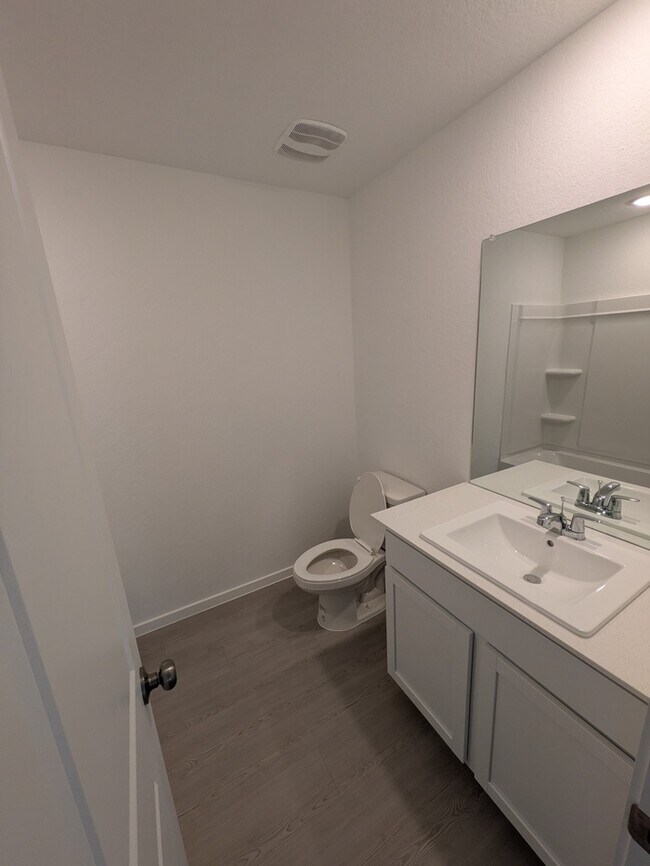 Building Photo - 15111 Mudstone Pl