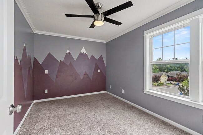Building Photo - 1321 Chapman Hill Dr NW
