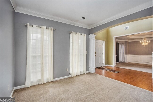 Building Photo - 3308 Sanborne Terrace