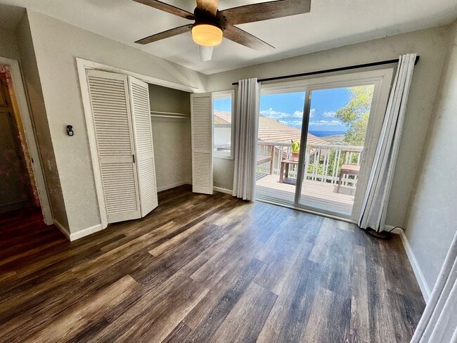 Building Photo - Charming 3-Bedroom Home with Ocean & Mount...