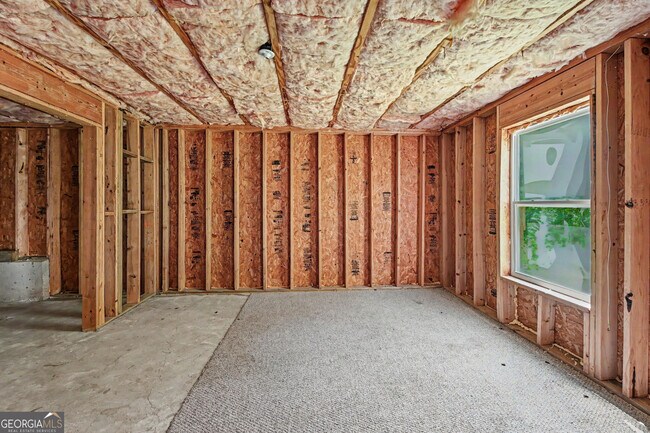 Building Photo - 1230 Grey Rock Way
