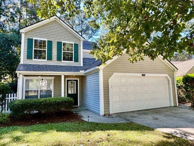 Building Photo - Three Bedroom Home in the Farm with a Lagoon View!