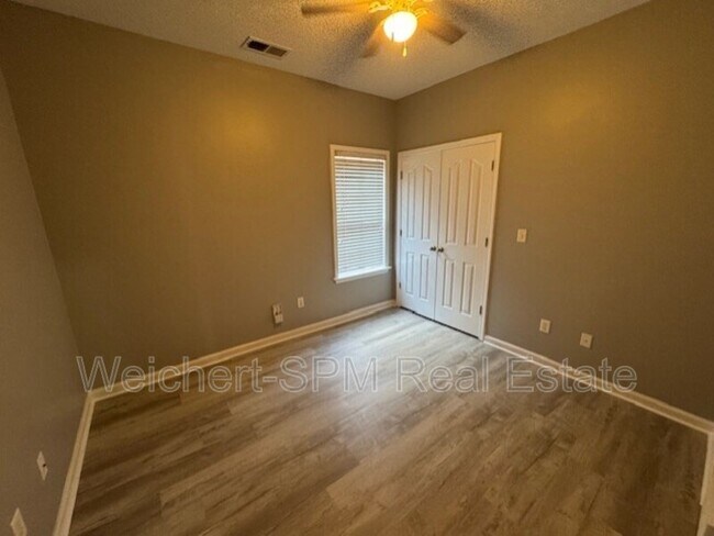 Building Photo - 4894 Indian Walk Ln