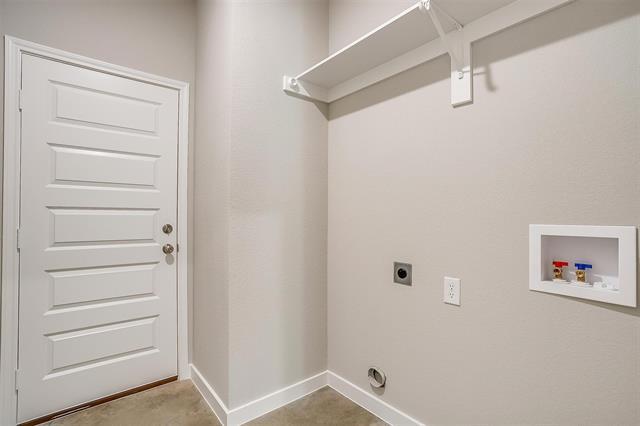 Building Photo - 609 Mesquite Dr