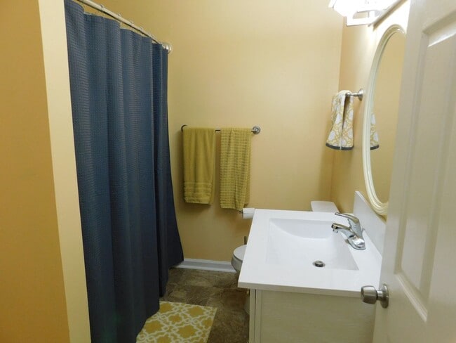 Building Photo - 22580 Hoyle Cir