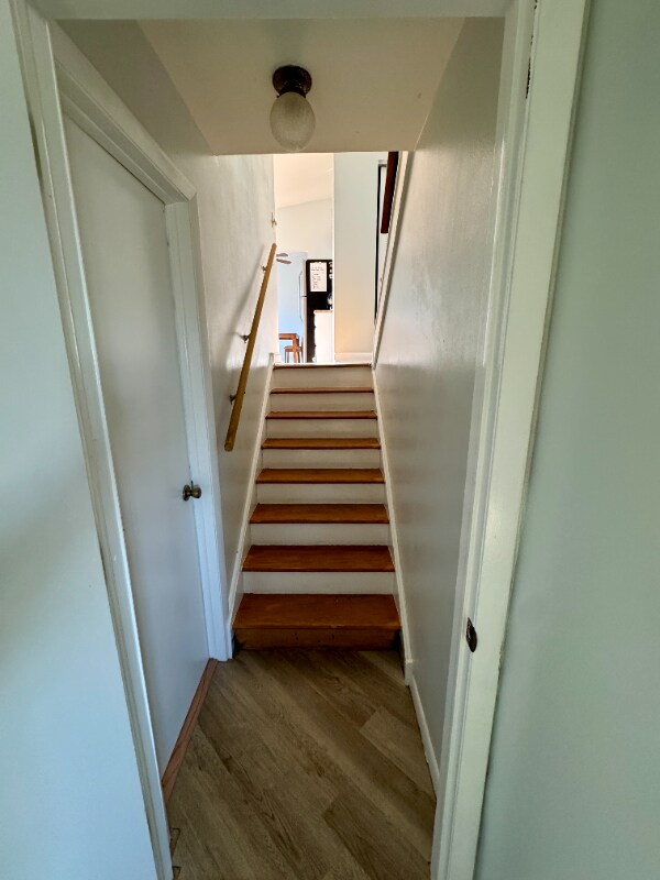 Building Photo - 111 White Oak Dr