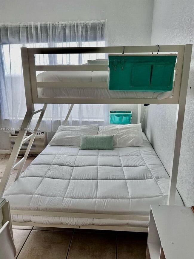 Building Photo - 3700 Collins Ave