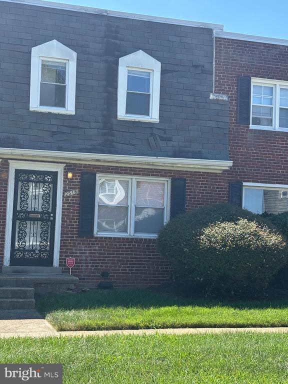 Primary Photo - 2518 Iverson St