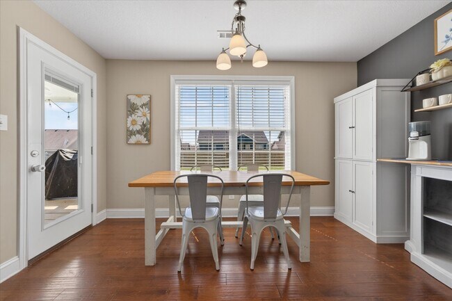 Building Photo - 1044 Charles Thomas Dr