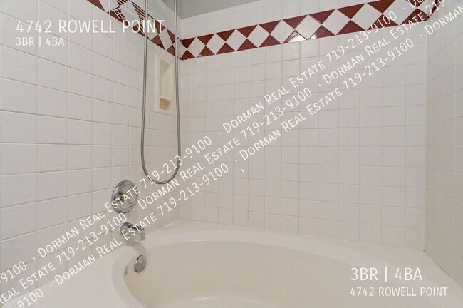 Building Photo - 4742 Rowell Point