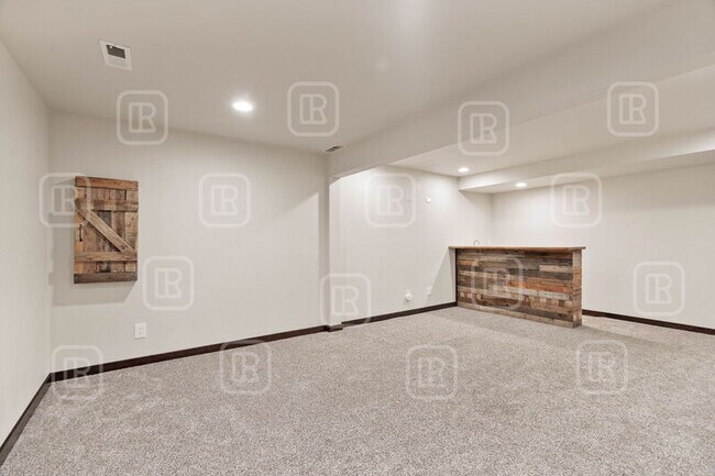 Building Photo - 17509 E Nora Ln