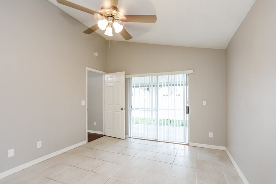 Building Photo - 2524 Gotham Way