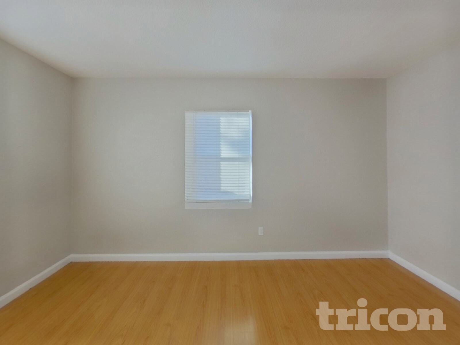 Building Photo - 612 Yelvington Ave