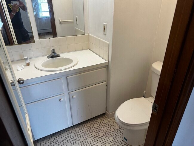 Building Photo - 1195 Boylston St