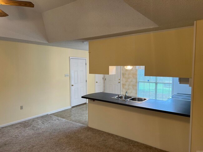 Building Photo - 2330 Remington Rd