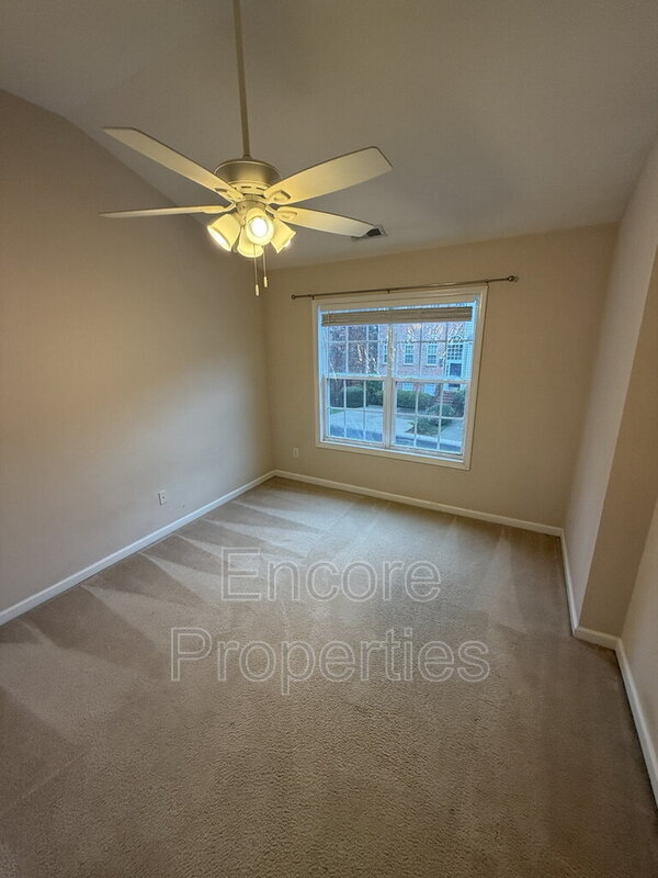 Building Photo - 6824 Middleboro Dr