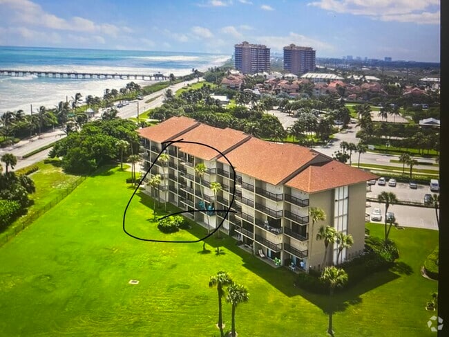 Building Photo - 701 S Seas Dr