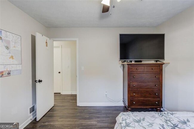 Building Photo - 3152 Westbrook Trace SW