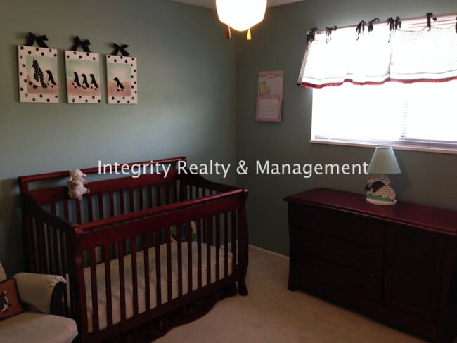 Building Photo - 13637 Pisces Ct