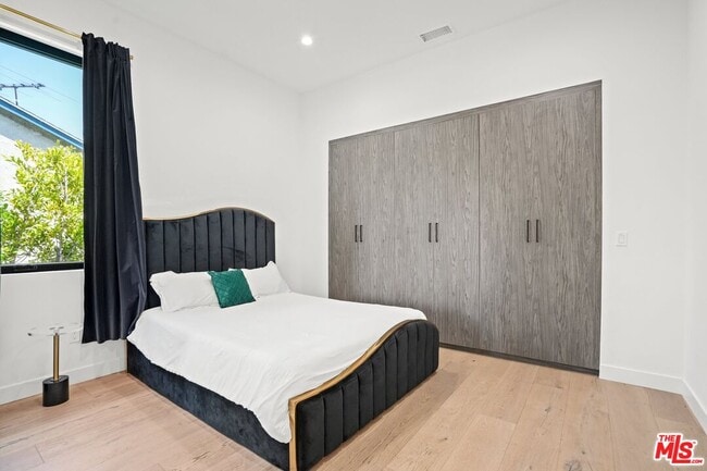 Building Photo - 12136 Clarkson Rd