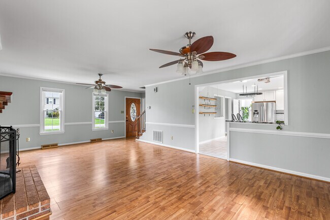 Building Photo - 1114 Collingwood Dr