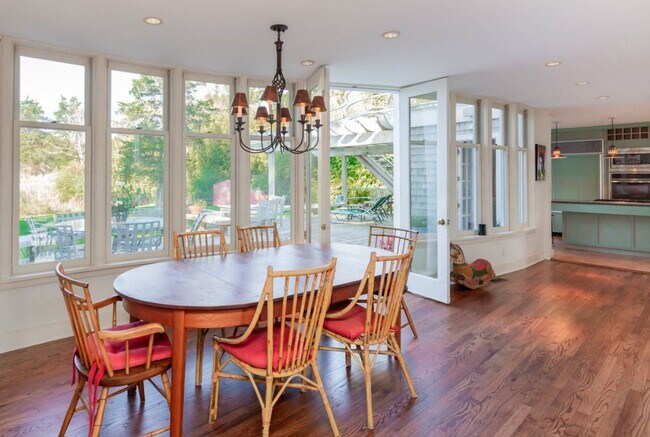 Building Photo - 69 Fresh Pond Rd