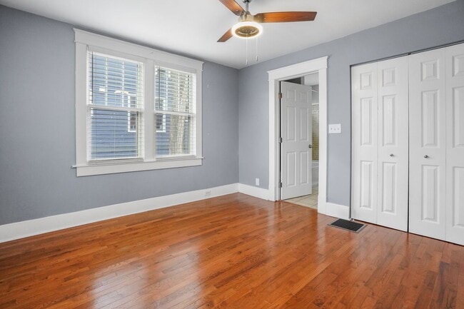 Building Photo - 1910 Shelby Ave