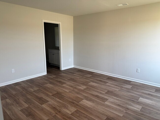 Building Photo - 1114Cooper Cooper Hawk Ln SW