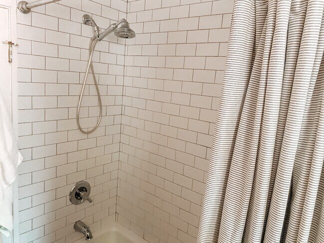 Building Photo - 2315 Dwight Way