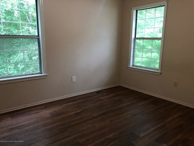 Building Photo - 76 Foxwood Pl