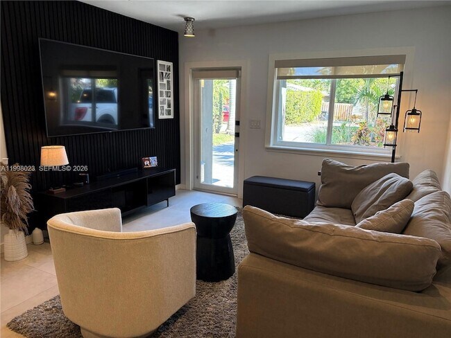 Building Photo - 1205 NE 17th Terrace