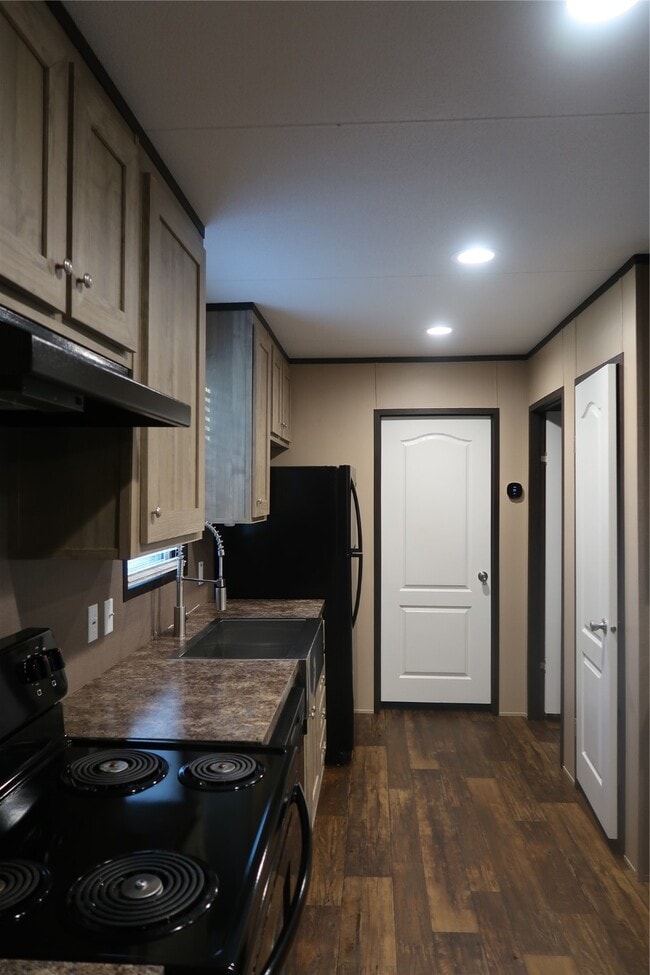 Building Photo - 16338 Crockett Bend Dr