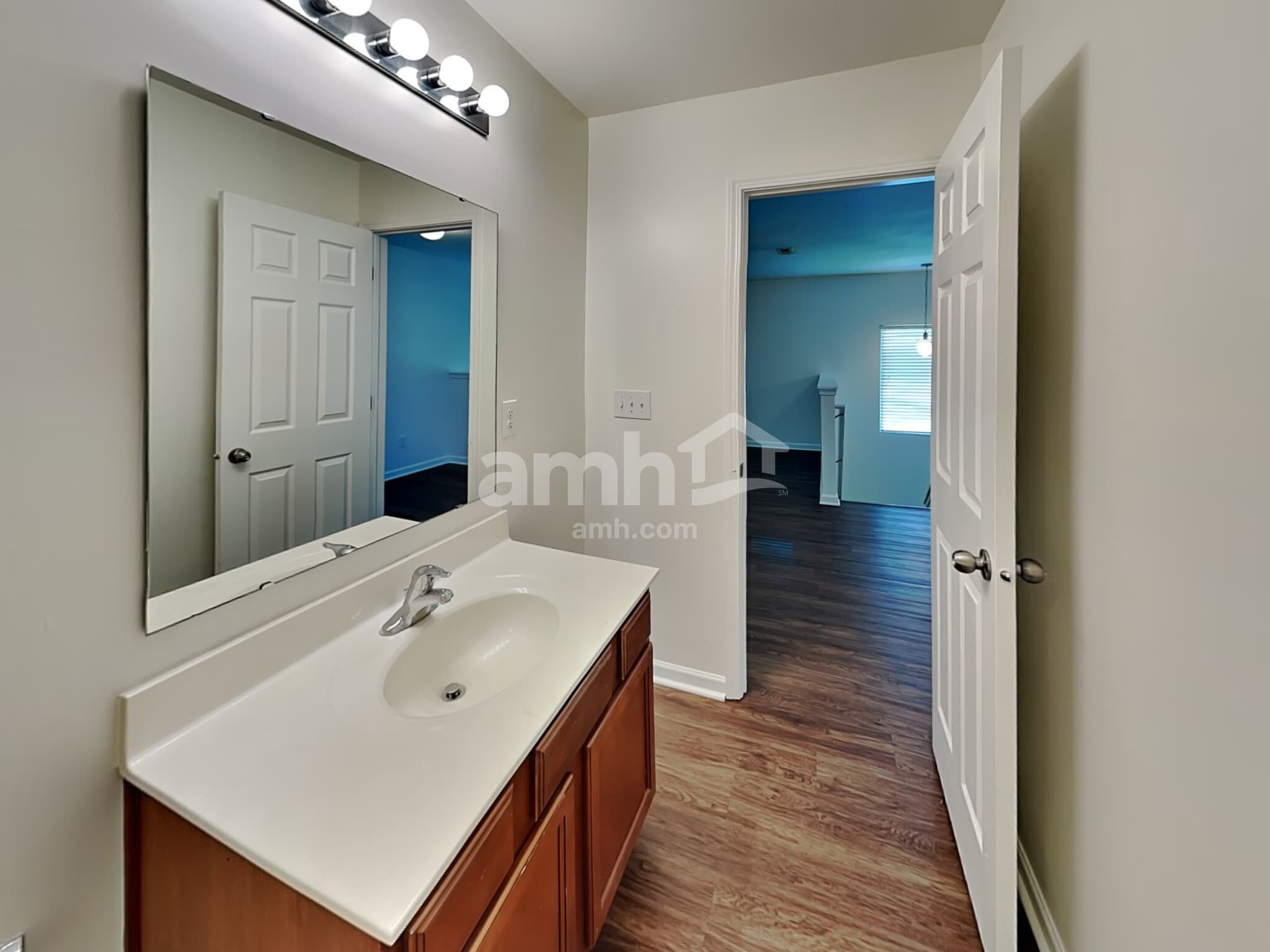 Building Photo - 10216 Daniel Dwayne Dr