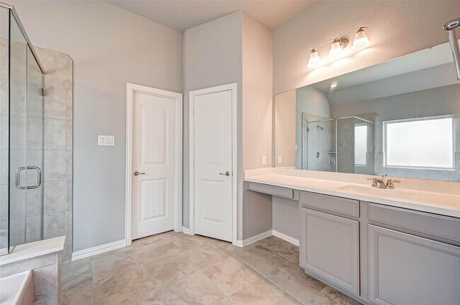 Building Photo - 23514 San Ricci Ct